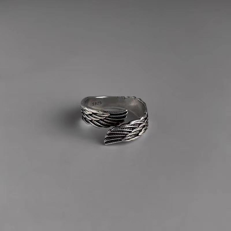 Nhẫn nam nữ BROO họa tiết đôi cánh unisex cá tính màu bạc đẹp chất liệu titan mạ bạc 925 sáng bóng