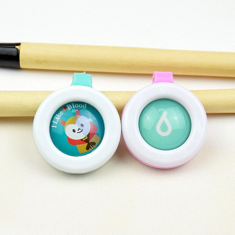 Kẹp đuổi muỗi mùi hương bạch đàn tự nhiên chất liệu ABS an toàn cho bé kích thước 3.5cm*4.2cm