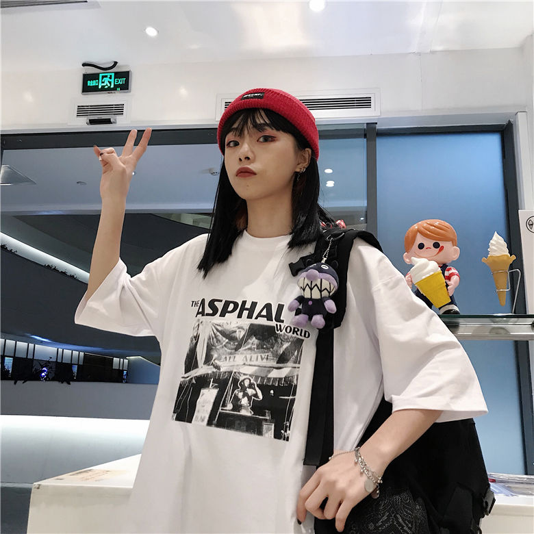 Sakura Kawashima ins South Korea 2021 new summer super hot port style Harajuku loose CEC short sleeve T-shirt women's trend