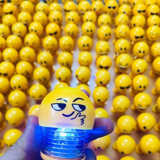 Sỉ thú nhún lò so Emoji có đèn nháy (hàng loại 1)