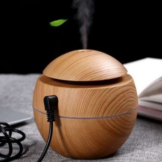 Máy xông tinh dầu nhỏ gọn, dễ thương