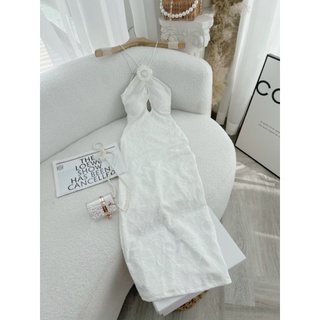 Đầm body khoét ngực đan dây lưng