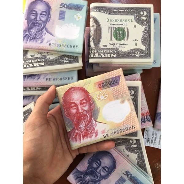 Ví in hình Dolla thời trang cá tính