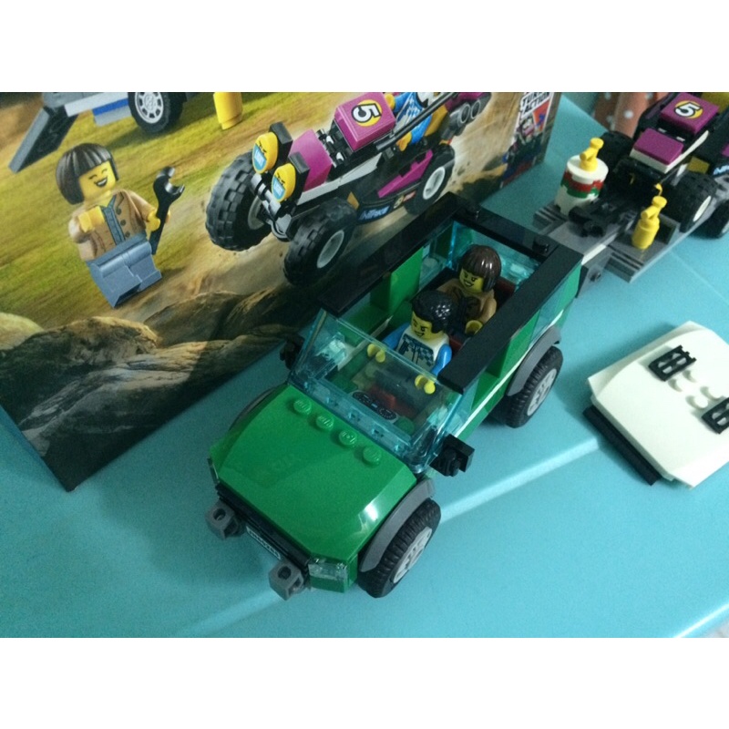 LEGO CITY 60288 Xe Tải Vận Chuyển Mô Tô Địa Hình - Bộ gạch đồ chơi lắp ráp