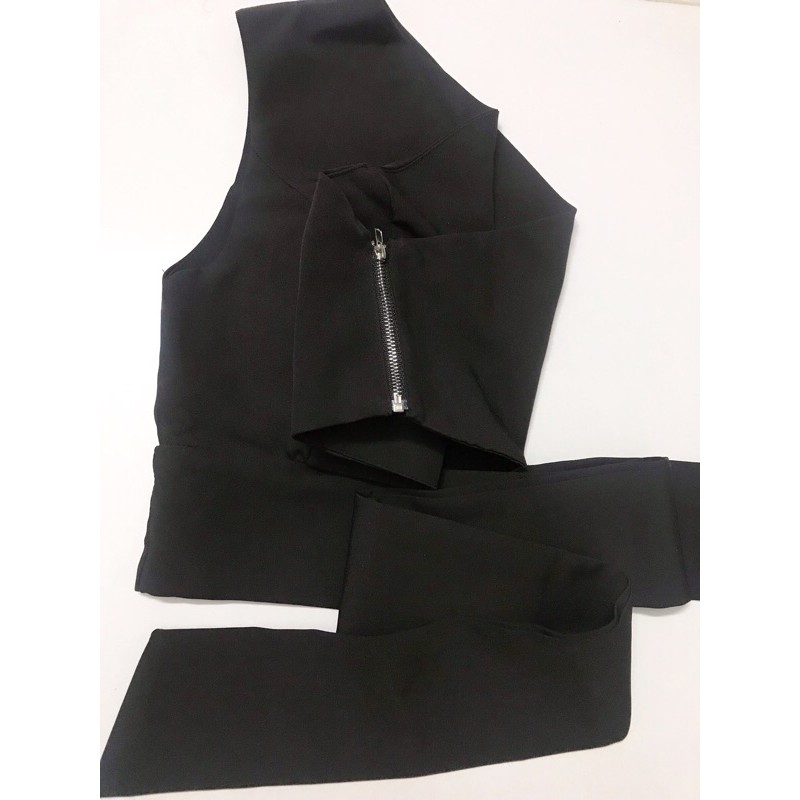 Áo croptop sát nách vai chéo cột eo thắt nơ màu đen freesize siêu xinh [new 100% giá rẻ] | BigBuy360 - bigbuy360.vn