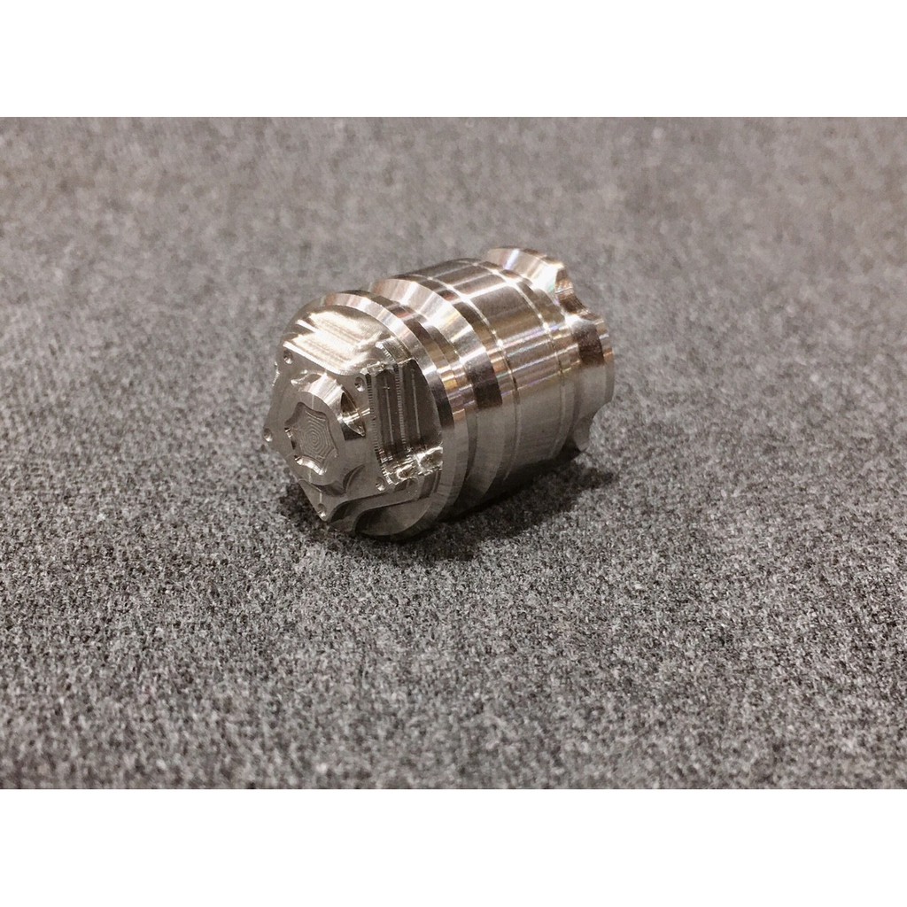 Chụp giò đạp salaya