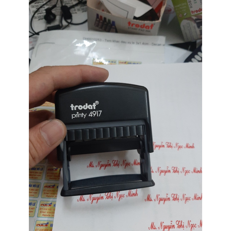 Dấu tên 1 dòng dài 50mm, cán nhỏ gọn (Trodat 4917)