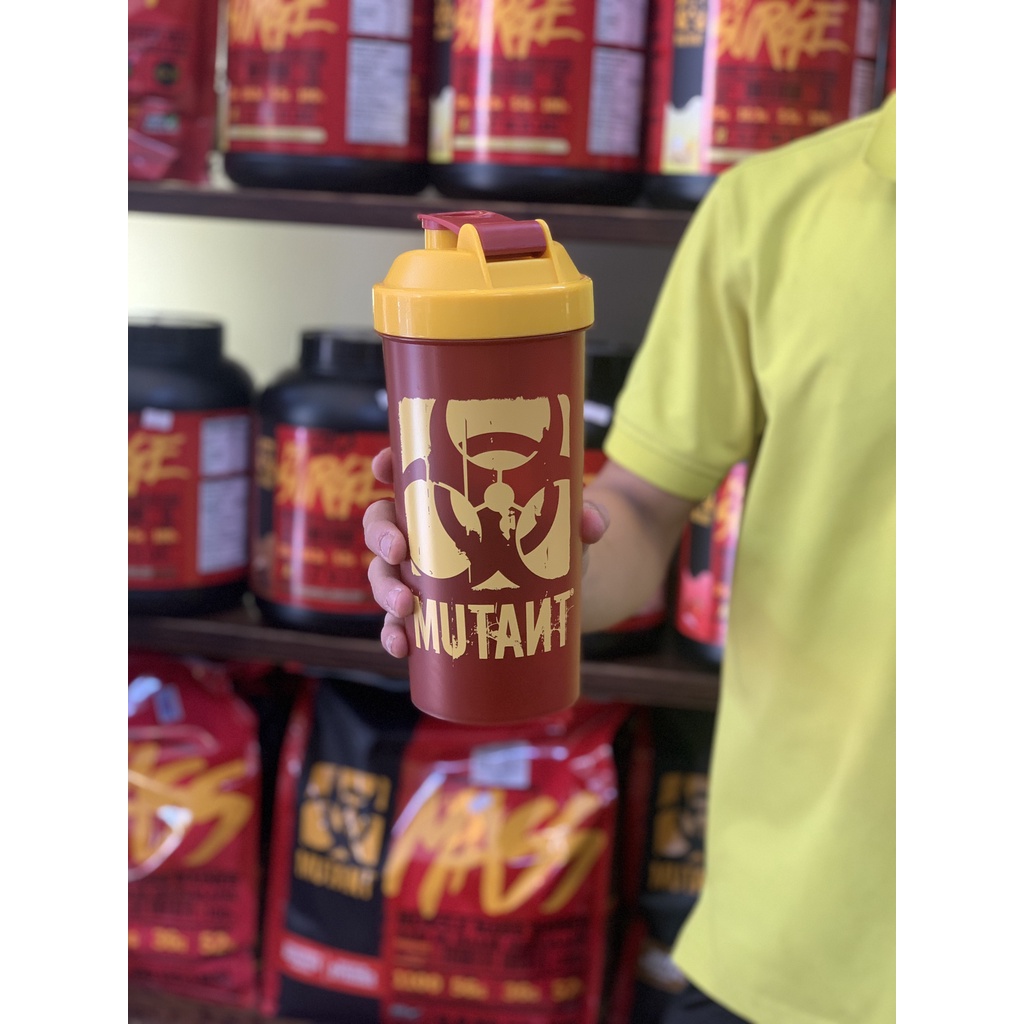 Bình Nước Tập Gym Shaker Mutant 1 Lít