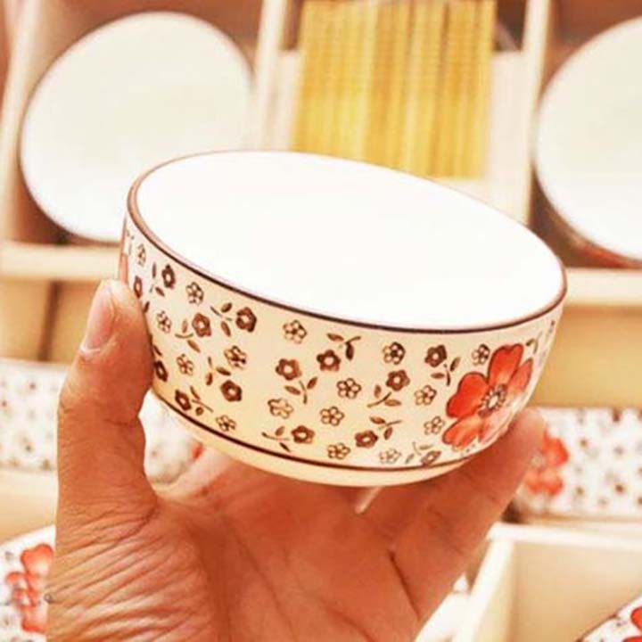 Bộ 6 Chén Sứ Họa Tiết Kèm 6 Đôi Đũa