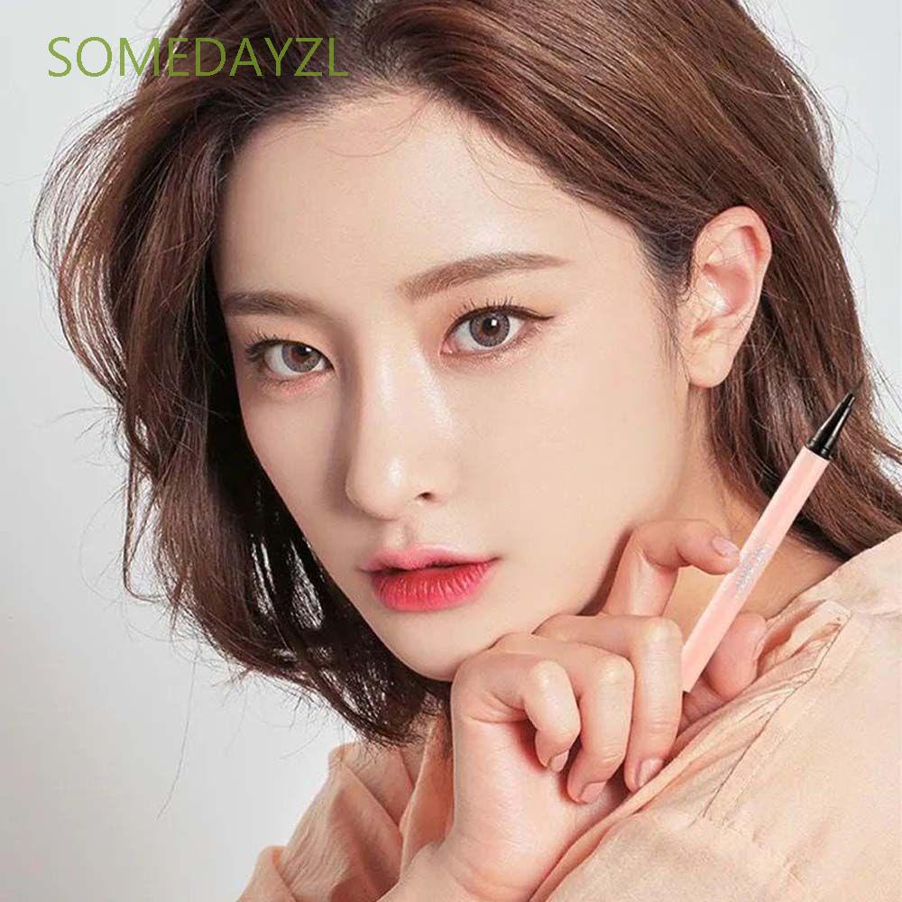 [Hàng mới về] Bút kẻ mắt dạng lỏng nhanh khô chống thấm nước và mồ hôi trang điểm tự nhiên quyến rũ hợp thời trang