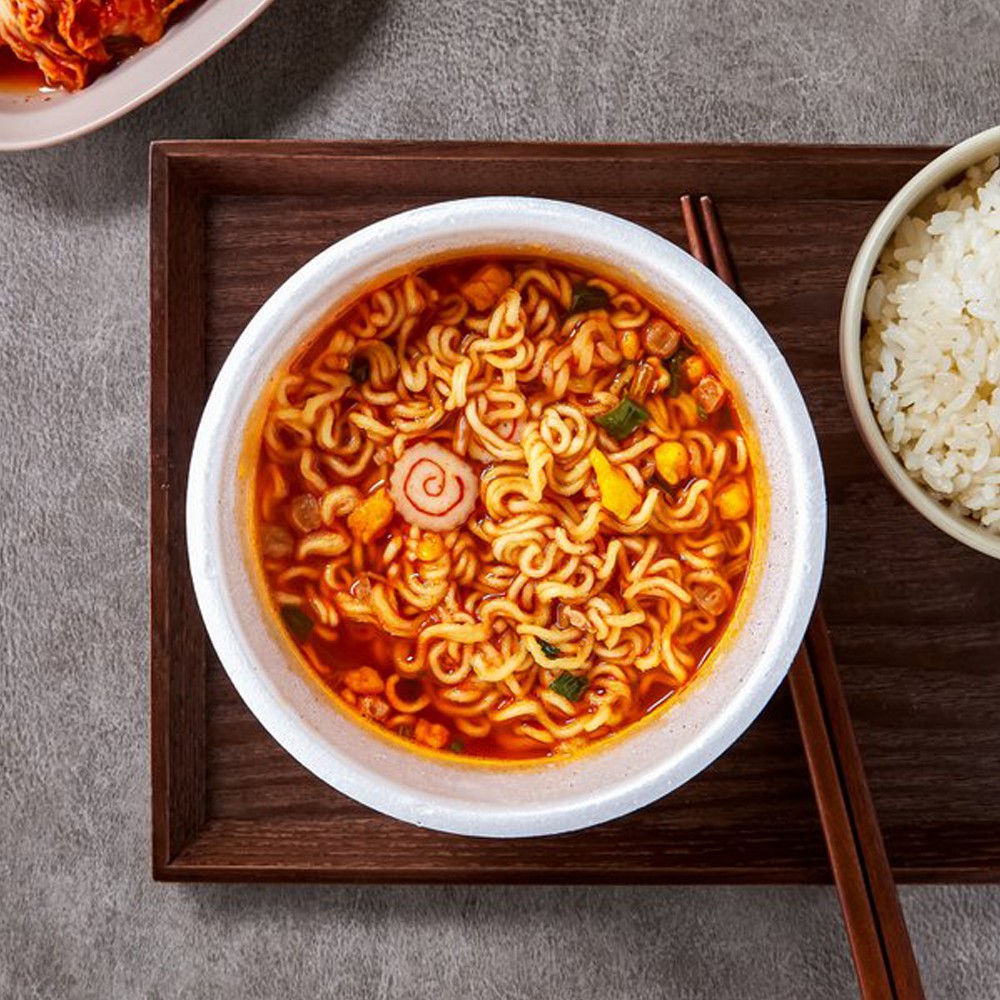 Mì ăn liền YUKAEJANG NONGSHIM Hàn Quốc vị bò cay tô 110g