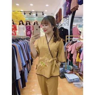 Đồ lam đi chùa(Nơ nhật thêu hoa)