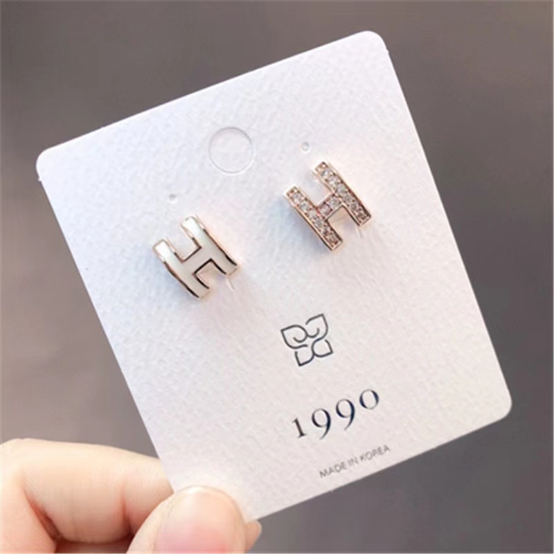 Bông Tai Chữ H Đính Đá Thời Trang