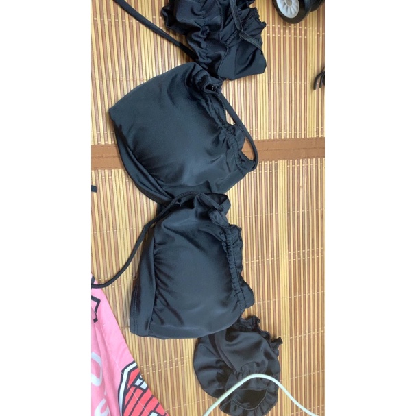 Bikini 2 mảnh trắng/ đen tay bèo kèm ảnh thật