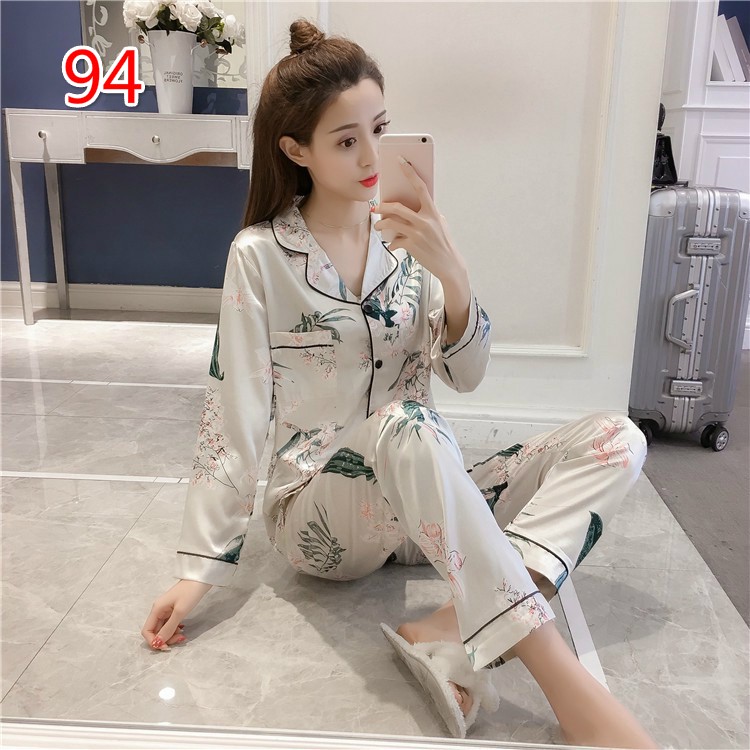 Set đồ ngủ lụa in hoa lily thời trang | WebRaoVat - webraovat.net.vn