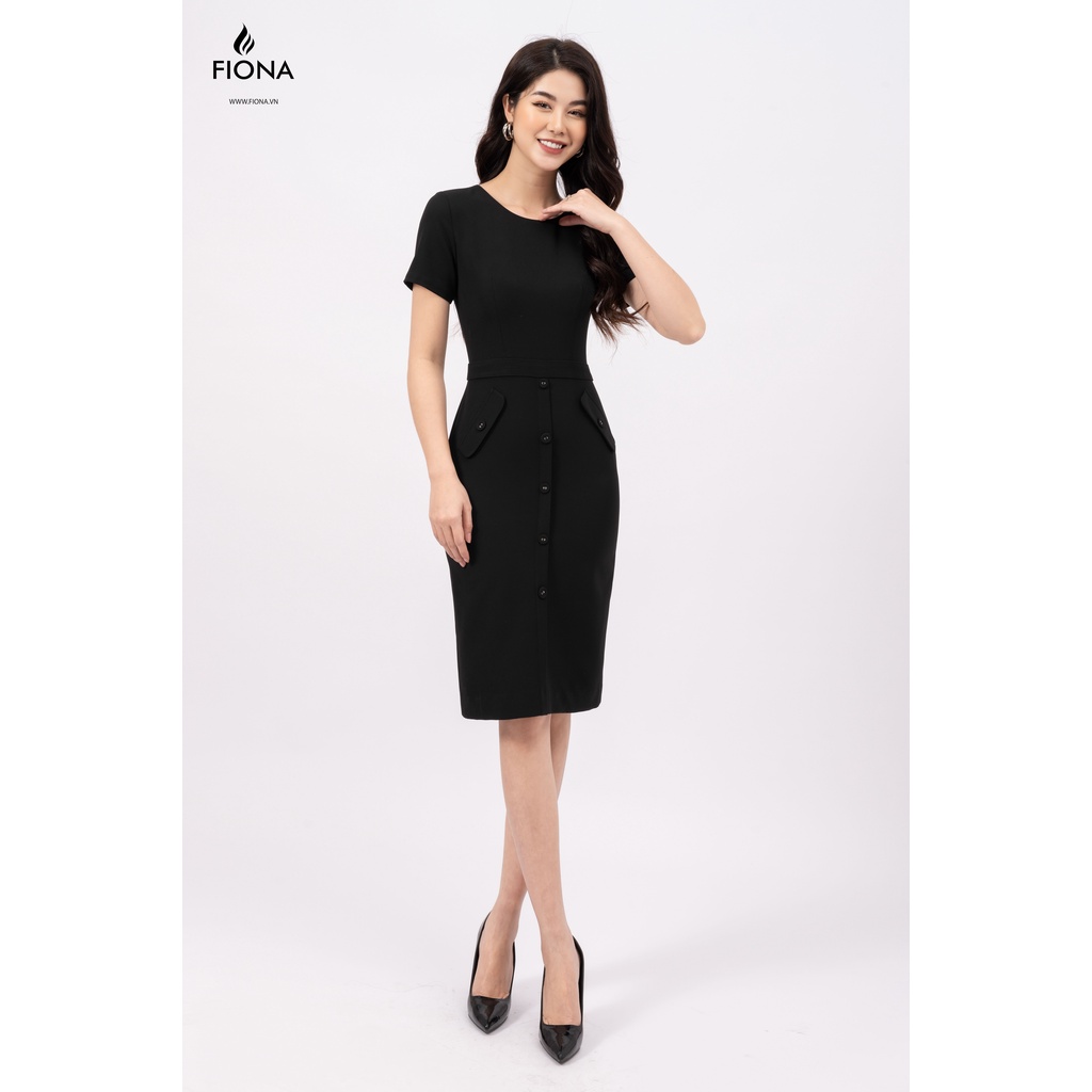 Đầm công sở nữ  Fiona cổ tròn dáng ôm, xẻ sau phối cúc trang trí F451021