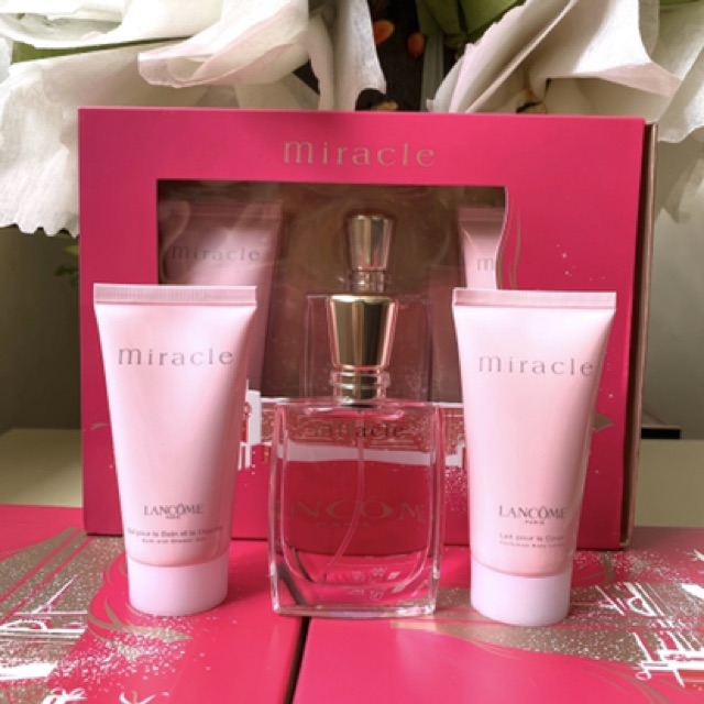 Set Nước hoa Nữ Lancome Miracle 30ml kèm lotion và sữa tắm