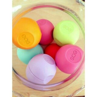 SON DƯỠNG MÔI E.O.S. LIP BALM