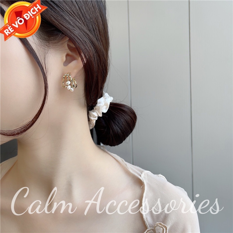 Khuyên tai nữ Calm Accessories_ Khuyên tai hình vuông đính ngọc sành điệu