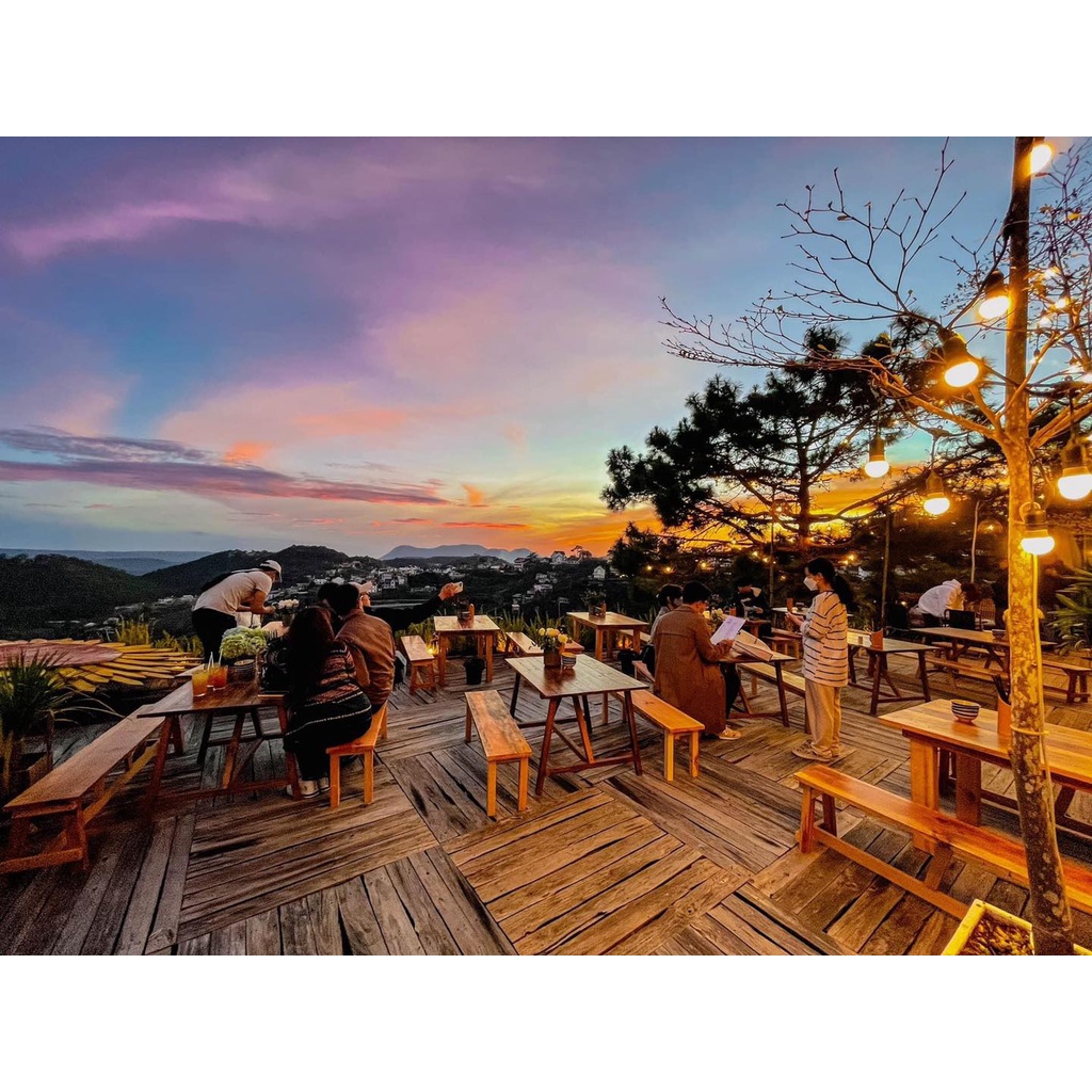 Dây đèn ping pong trang trí quán Cafe 5m 10 đui, 10m 20 đui chống nước ip67 dùng trang trí ngoài trời...