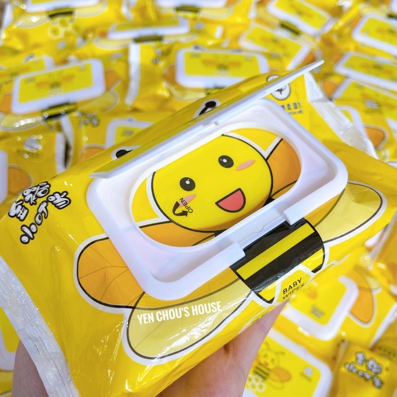 Khăn giấy ướt con Ong vàng 10 bịch tặng 1 thùng nhựa