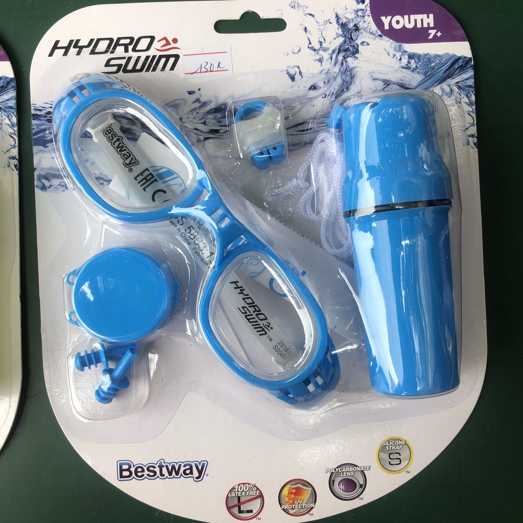 Bộ phụ kiện bơi Bestway gồm Kính bơi, kẹp mũi, nút tai và hộp đựng dành cho bé từ 7 tuổi trở lên