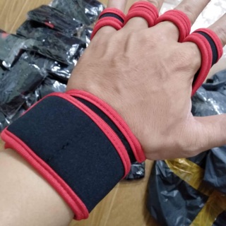 Găng tay tập gym hở ngón + cuốn cổ tay