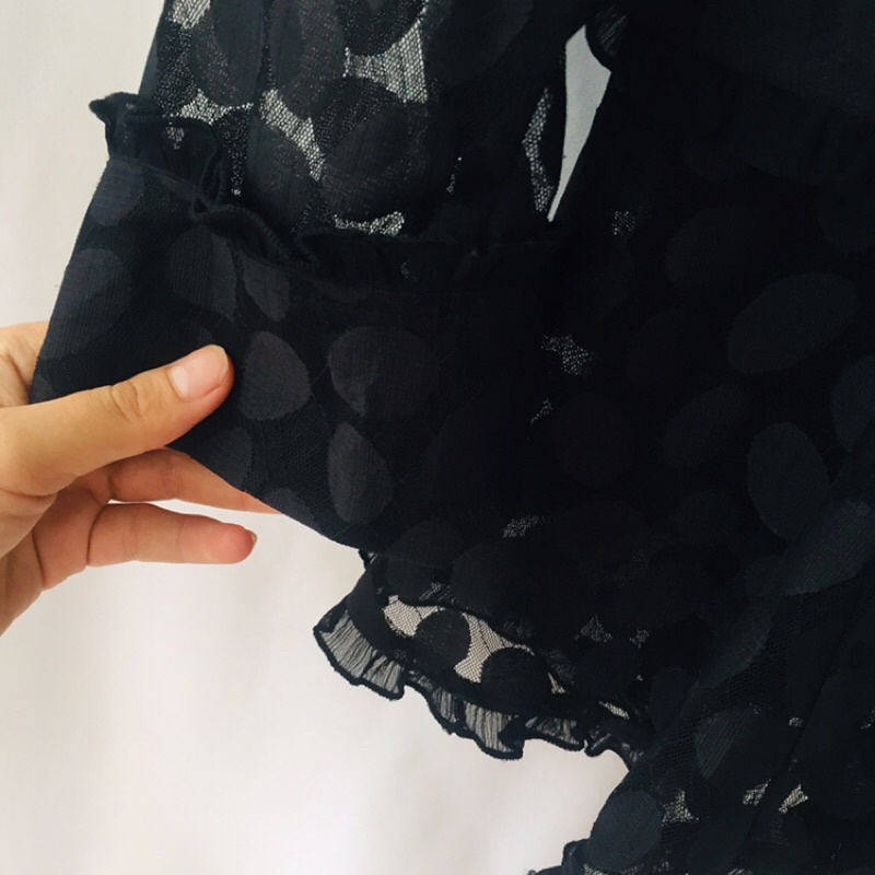 Khoác blazer Korea moẻng màu đen mới ken