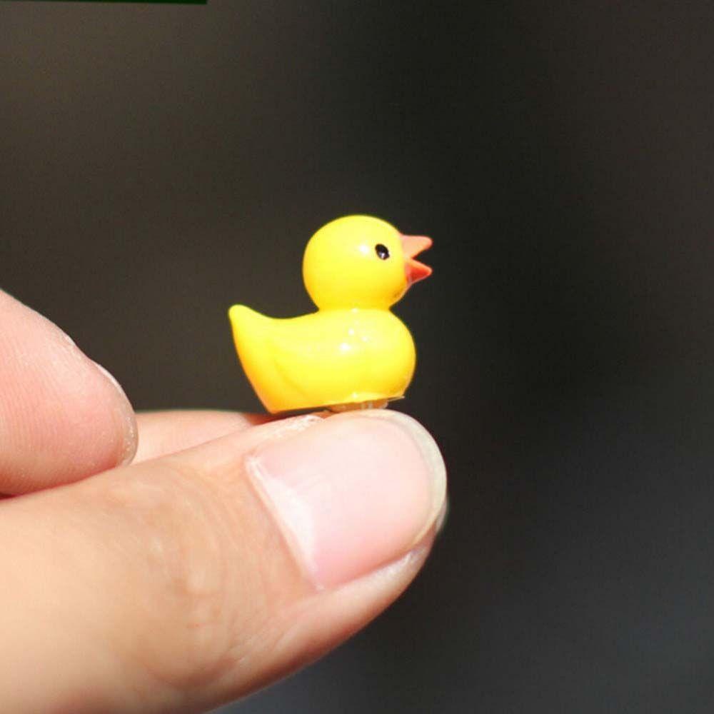 Mô Hình Vịt Con Mini Bằng Nhựa Resin Trang Trí Nhà Cửa