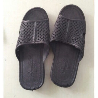 1 đôi Dép tổ ong đen to -size ngẫu nhiên