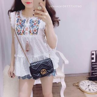 Áo thổ cẩm thêu hoa