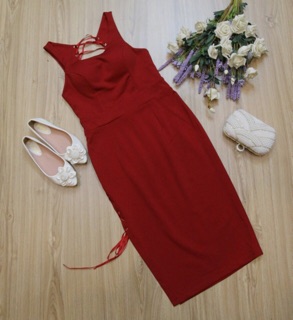 Body hở lưng dây chéo