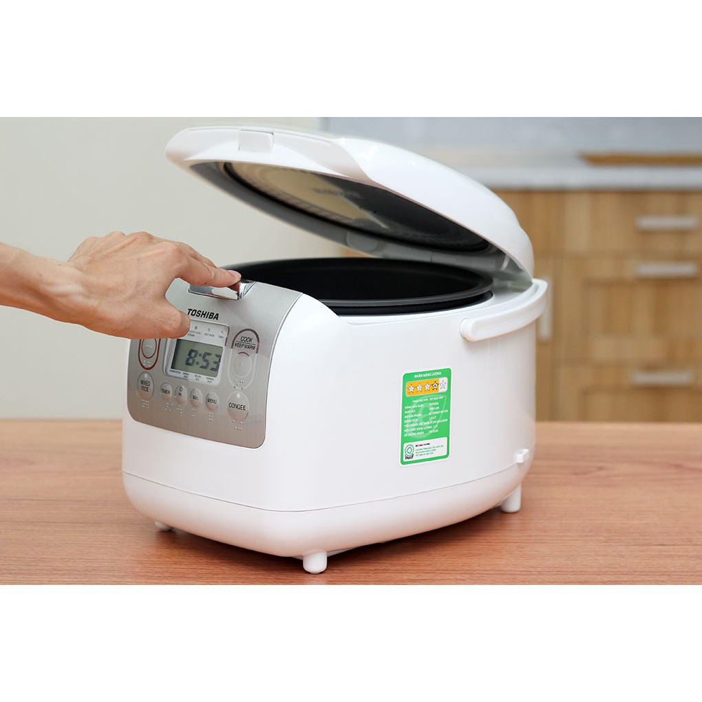 Nồi cơm điện tử Toshiba 1.8 lít RC-18NMFVN sản xuất Thái Lan