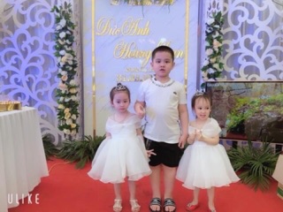 Vương miện công chúa cài tóc cho bé