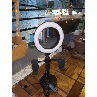 Đèn Livestream Để Bàn 2 Kẹp Điện Thoại Gọn cứng cáp
