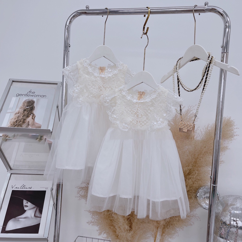 Váy đầm công chúa màu trắng tinh khôi, phối ren xòe bồng hàng thiết kế cho bé gái