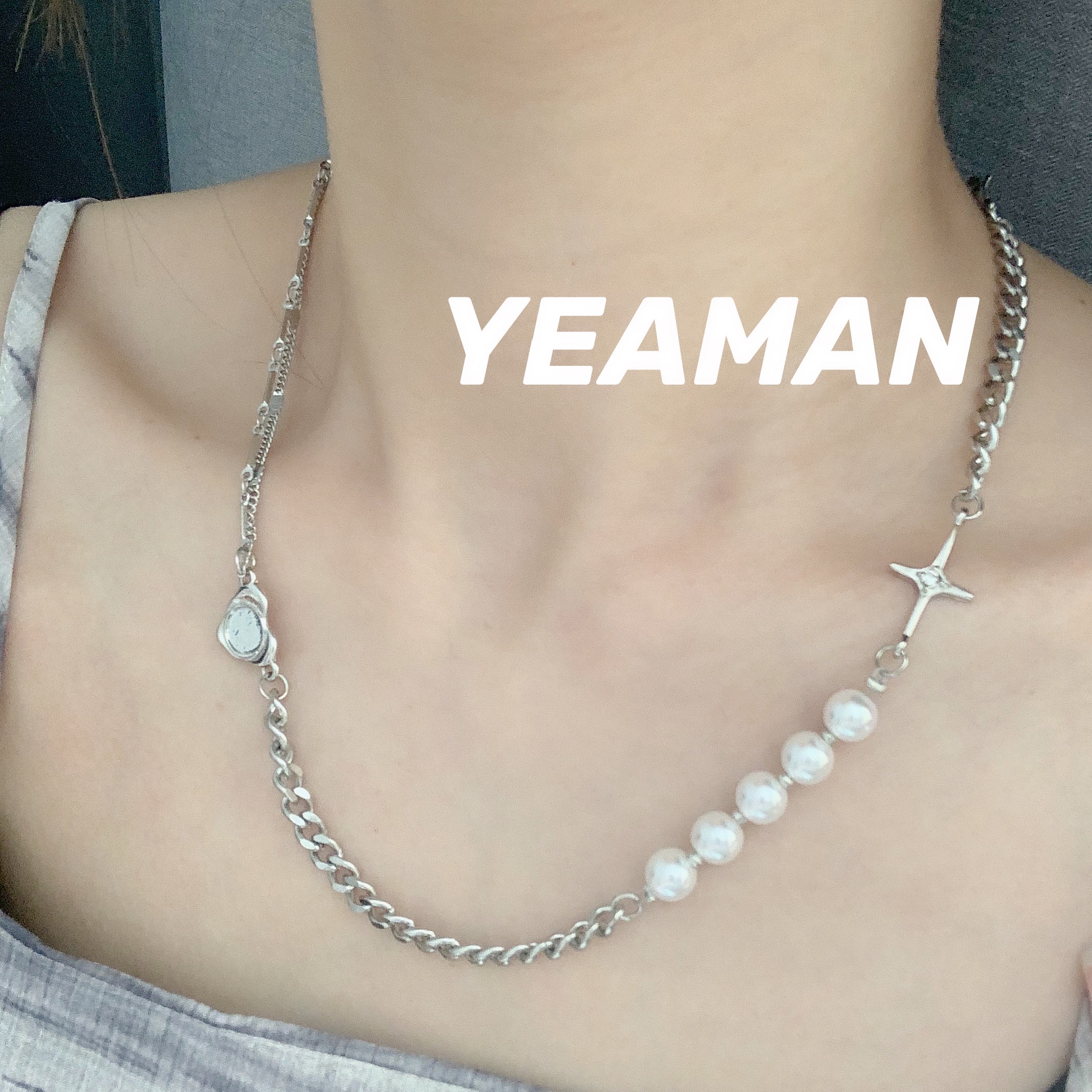 Light luxury niche design reflective pearl necklace hip hop stitching clavicle chain