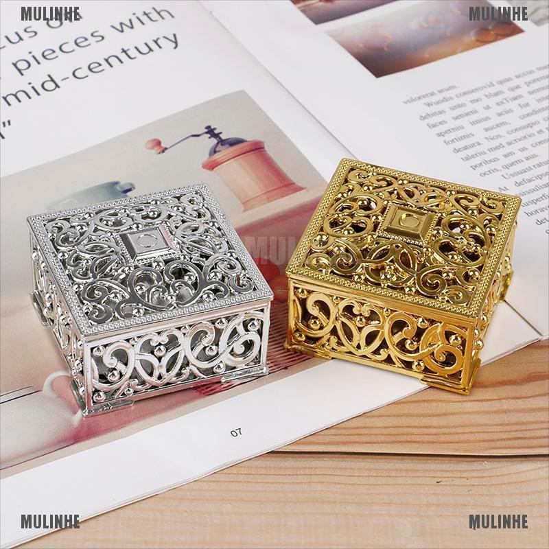 Hộp Đựng Kẹo Hình Vuông Bằng Nhựa