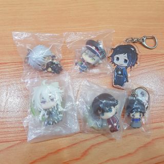Móc khóa figure mini Touken Ranbu
