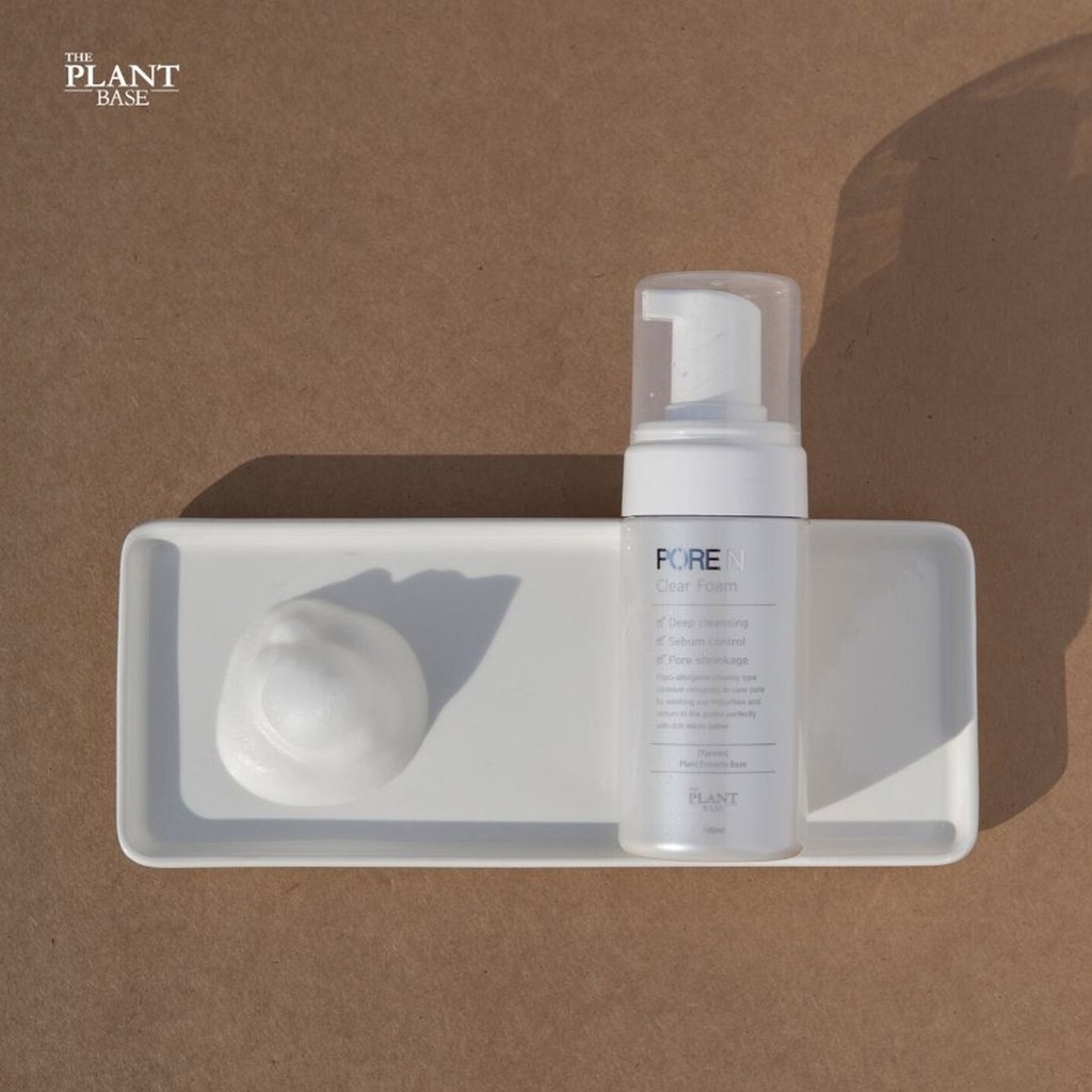 Sữa rửa mặt se khít lỗ chân lông The Plant Base Pore N Clear Foam