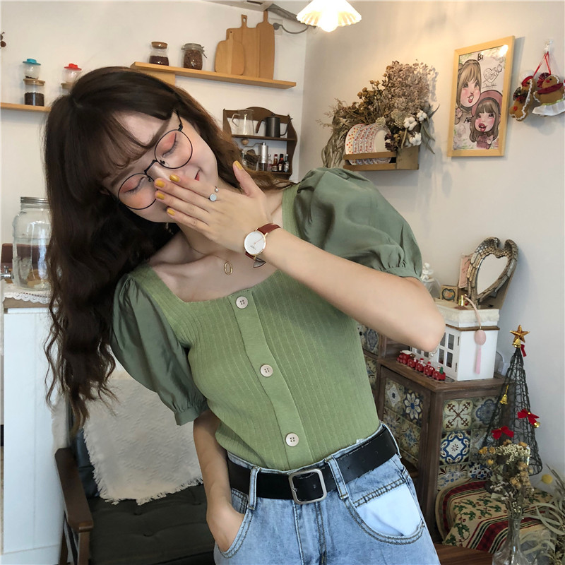 Áo croptop nữ tay ngắn bồng 2021, Áo kiểu nữ đẹp màu Đen Trắng Cổ Vuông Len Tăm Phối Cúc Sang Chảnh Thời Trang Hàn Quốc | BigBuy360 - bigbuy360.vn