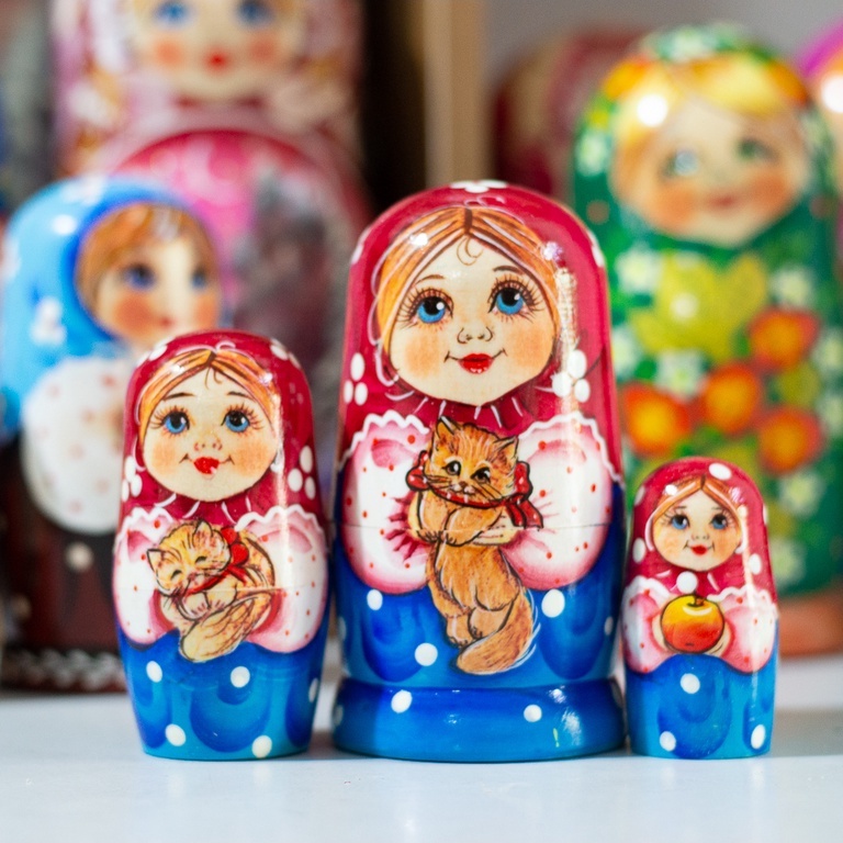 CÁC BỘ BÚP BÊ NGA MATRYOSHKA 3 LỚP CỠ NHỎ -QUÀ LƯU NIỆM RẤT ĐẸP VÀ ĐỘC ĐÁO CHO BÉ