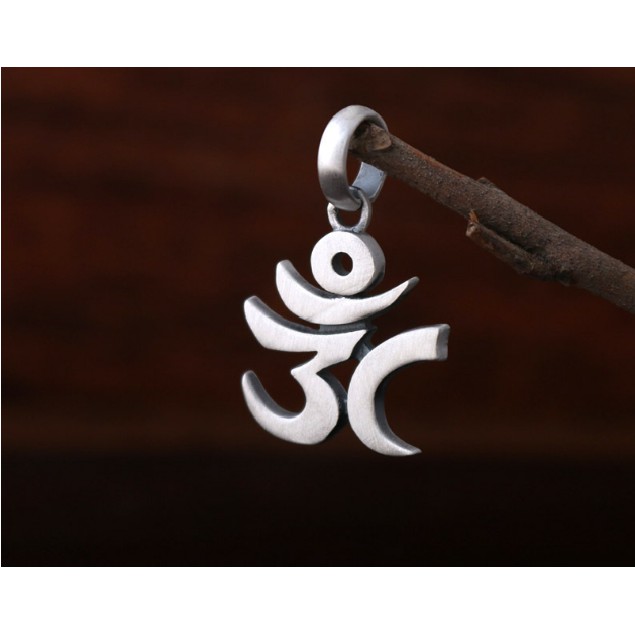Mặt dây chuyền Chữ Om Tây Tạng