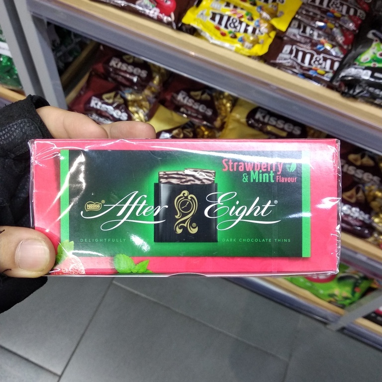 Socola Bạc Hà Wint Ép Mỏng After Eight Các Vị Cherry, Strawberry, Mojito hiệu Nestlé hộp 200g