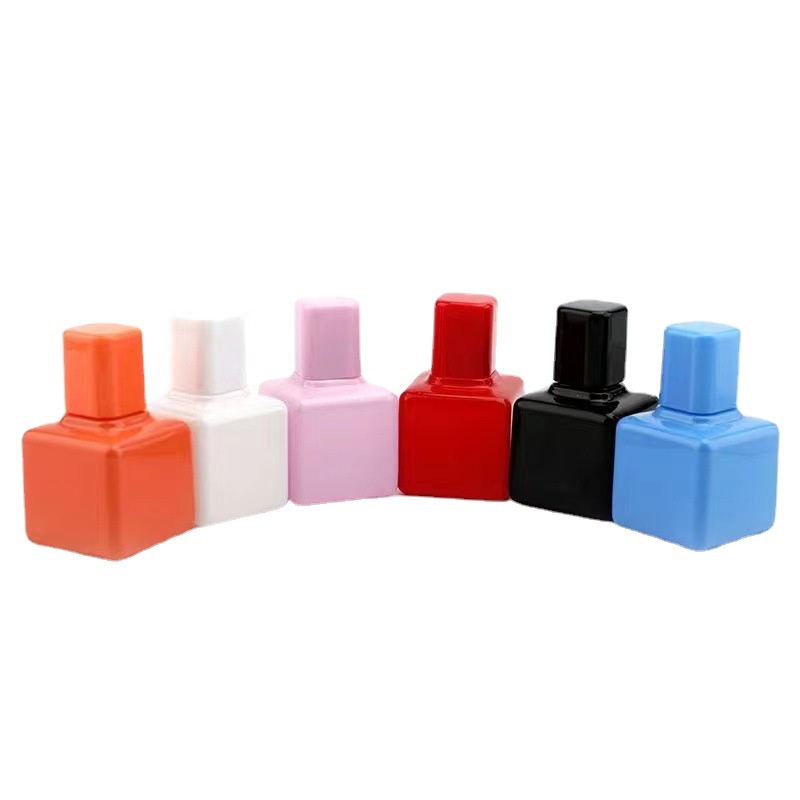 1 Chai Rỗng 30ml Dạng Xịt Bằng Thủy Tinh Màu Sắc Ngẫu Nhiên Kích Thước Nhỏ Gọn Dùng Khi Đi Du Lịch