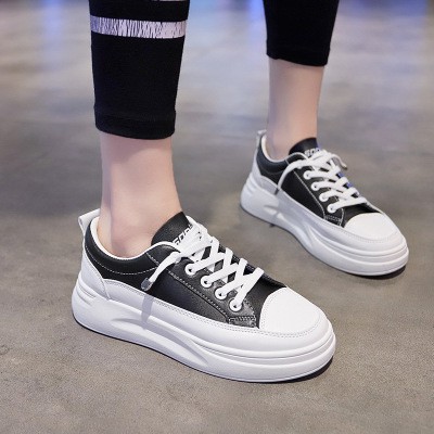 GIÀY THỂ THAO NỮ XINH XẮN. KIỂU DÁNG THỂ THAO NĂNG ĐỘNG. ĐỘN ĐẾ 4CM TĂNG CHIỀU CAO HIỆU QUẢ. | BigBuy360 - bigbuy360.vn