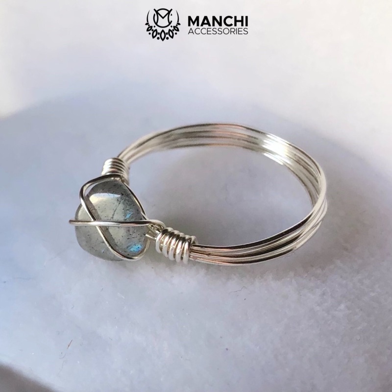 Nhẫn đá Labradorite handmade dây bạc
