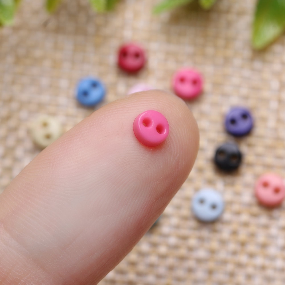 Bộ 50 nút mini làm đồ thủ công cho búp bê kích thước 4mm
