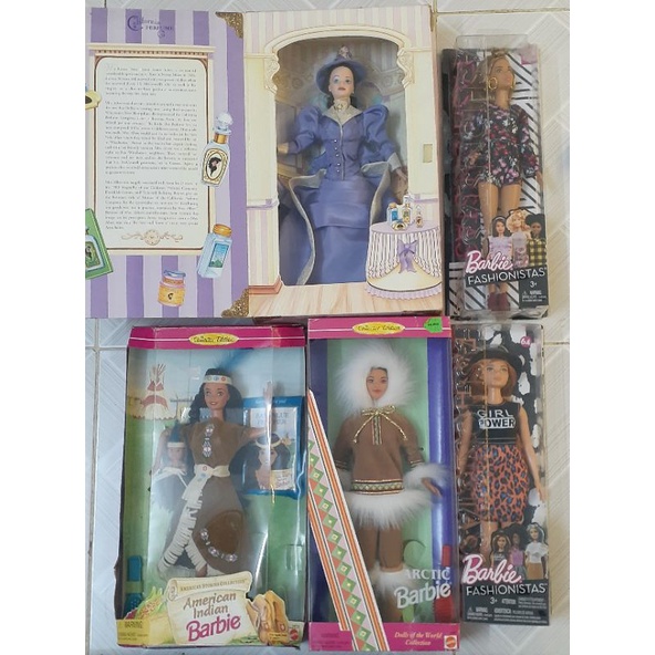 Búp bê barbie chính hãng full box