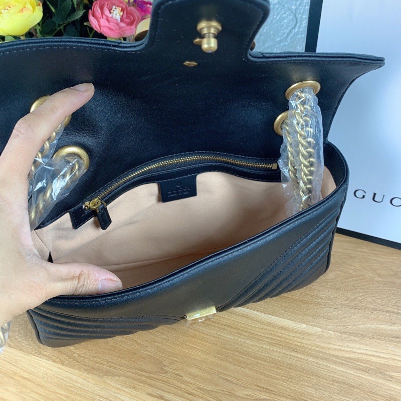 Túi xách Gucci Marmont màu đen size 26cm (có sẵn)